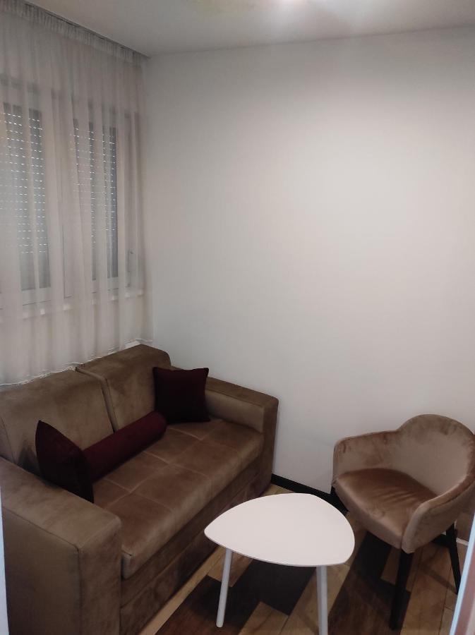 Prima Lux Apartments & Studio Ni Exteriér fotografie