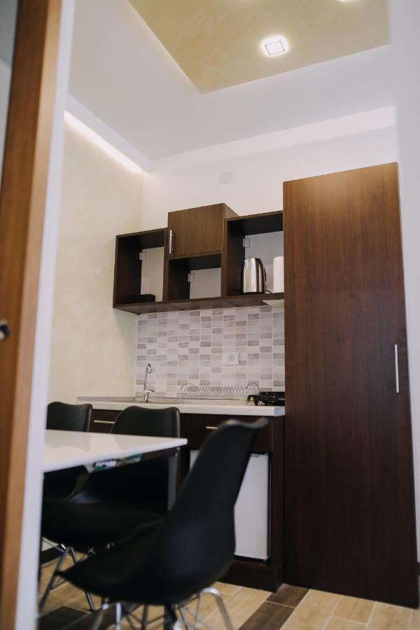 Prima Lux Apartments & Studio Ni Exteriér fotografie