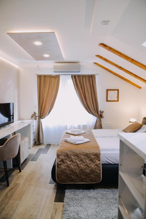 Prima Lux Apartments & Studio Ni Exteriér fotografie