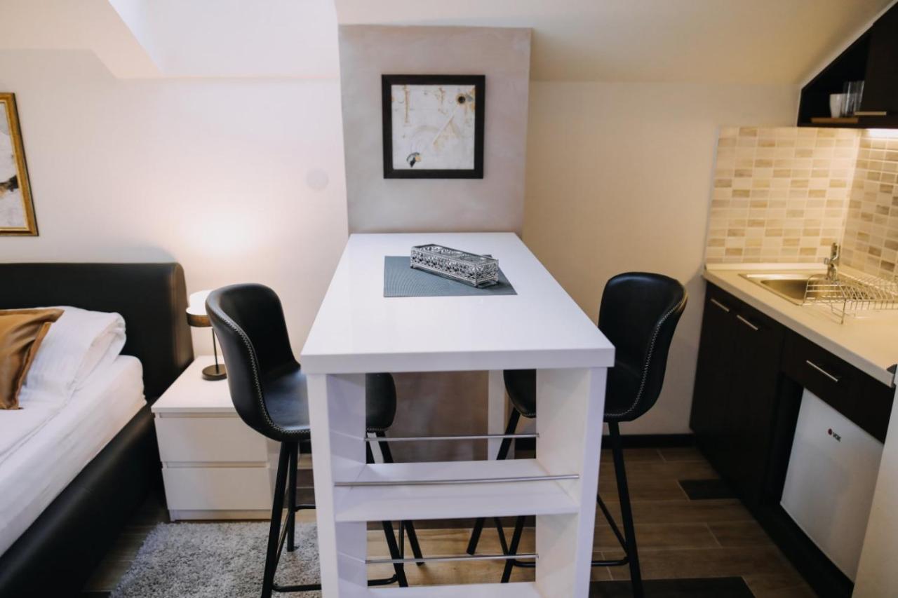 Prima Lux Apartments & Studio Ni Exteriér fotografie